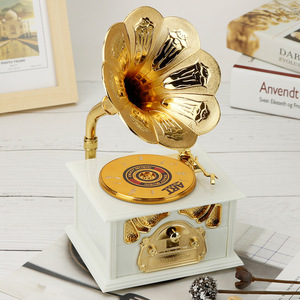 <span class=keywords><strong>Caja</strong></span> <span class=keywords><strong>de</strong></span> Música <span class=keywords><strong>de</strong></span> Piano, Gramófono Vintage Creativo, Adorno <span class=keywords><strong>de</strong></span> Escritorio, Material ABS, Nuevo Estilo Chino, Ambiente Festivo, Modelo <span class=keywords><strong>de</strong></span> Regalo para Vinoteca - Product Image 5