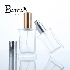 Flacon de parfum de luxe 100 ml en verre plat carré, élégant, vide, en cristal, pour voyage, rechargeable, avec bouchon à vis et pulvérisateur - Product Image 4