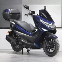 Moto Haojue UHR150 Cruiser avec moteur sans balais 150cc, modèle de tourisme Majesty T3 JYM125T-3A, avec pédalier large et support