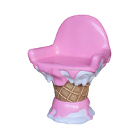 Chaise en fibre de verre étanche personnalisée pour la décoration de fêtes et festivals, couleur personnalisée rose menthe, design crème glacée