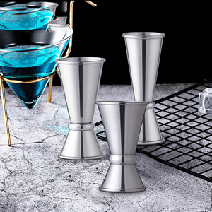 Jigger para Bartending Double Cocktail Jigger Japanese Premium 304 Acero inoxidable Jigger <span class=keywords><strong>2</strong></span> OZ <span class=keywords><strong>1</strong></span> OZ con tazas medidoras - Product Image 3