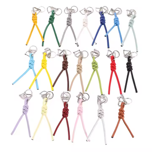 DIY PU cuir corde noeud porte-clés coloré cuir corde tissé voiture porte-clés sac pendentif avec amovible <span class=keywords><strong>Triangle</strong></span> ouvert porte-clés - Product Image 1