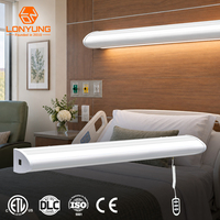 Lampe de lit multifonction personnalisée, étanche, pour hôpital, avec surface facile à nettoyer et boîtier lisse scellé, idéale pour les salles de soins aigus