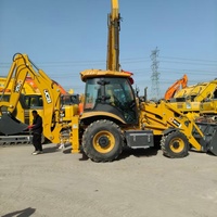Vente flash : Chargeuse-pelleteuse JCB 3CX d'occasion en bon état
