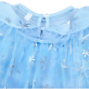Elsa <span class=keywords><strong>Costume</strong></span> <span class=keywords><strong>2</strong></span> robes <span class=keywords><strong>de</strong></span> princesse pour filles <span class=keywords><strong>Costume</strong></span> <span class=keywords><strong>de</strong></span> <span class=keywords><strong>reine</strong></span> <span class=keywords><strong>des</strong></span> <span class=keywords><strong>neiges</strong></span> avec accessoires Filles habiller jeu <span class=keywords><strong>de</strong></span> rôle robes <span class=keywords><strong>de</strong></span> fête d'anniversaire - Product Image 5
