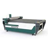 Plotter de Corte CNC con Cuchilla Vibratoria 2230, Neumático, Rotatorio, Biselado, para Corte a la Mitad de Espesor de Panel Compuesto, Vidrio Blando y Tablero KT