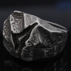 रेट्रो व्यथित सरल स्टेनलेस स्टील प्राकृतिक कट पत्थर आकार अंगूठी - Product Image 3