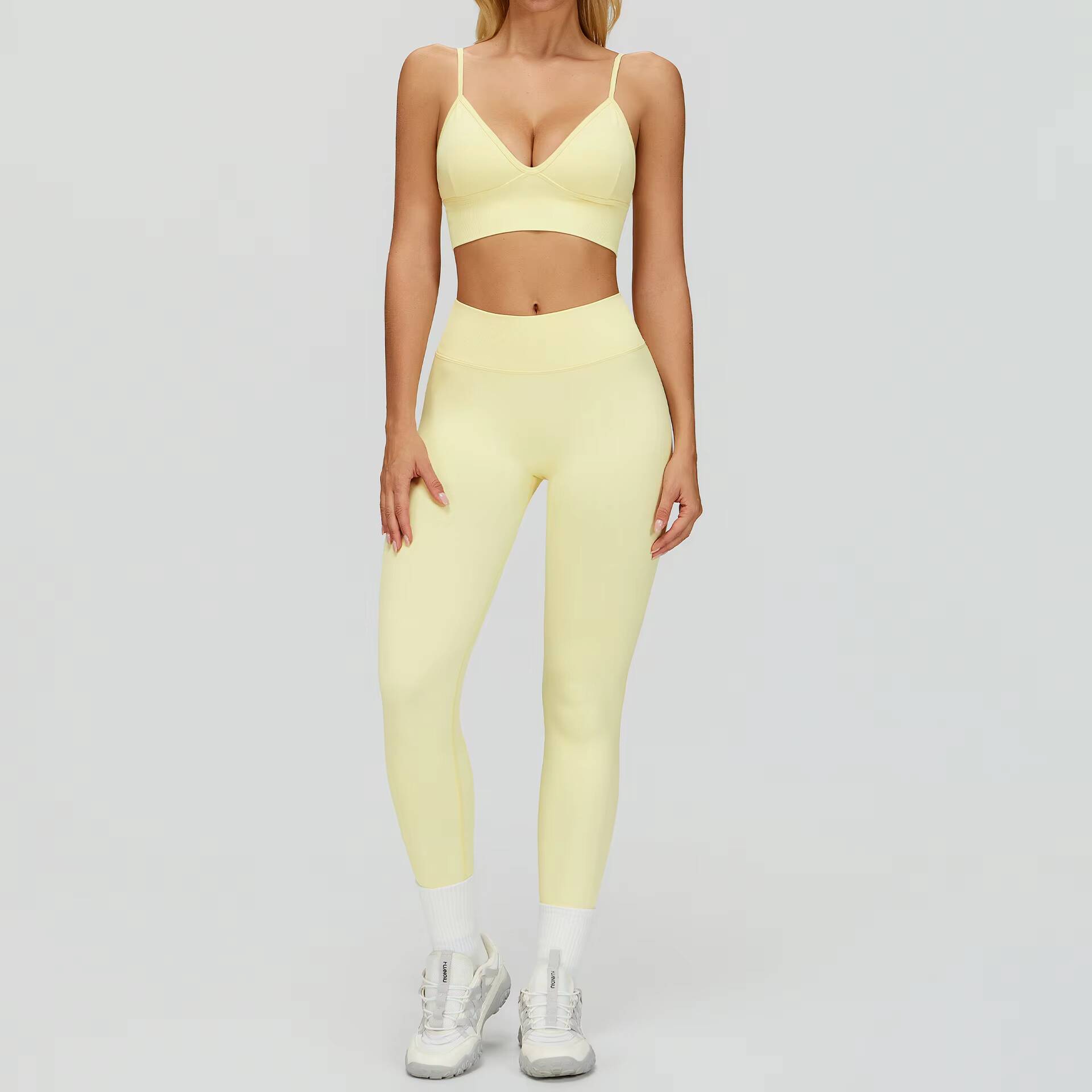 Jaune