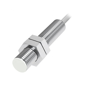 Sensor de Proximidad Inductivo M8 IP67 de 10-30 VCC para Objetivos Metálicos - Product Image 1