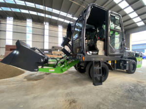 Camión Mezclador de Concreto Portátil Autocargable Grommy de 5.3 m con Bomba de Alta Eficiencia - Product Image 4