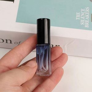Wholesale OEM Brand <b>Small</b> Portable Square Glass Perfume Bottle 5ml 10ml Empty Pocket Size Gradient Blue <b>Pump</b> Screen Printing - Product Image 5