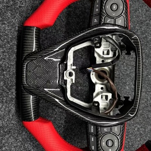 Volant en fibre de carbone pour Toyota Camry Racing, vente directe d'accessoires automobiles - Product Image 2