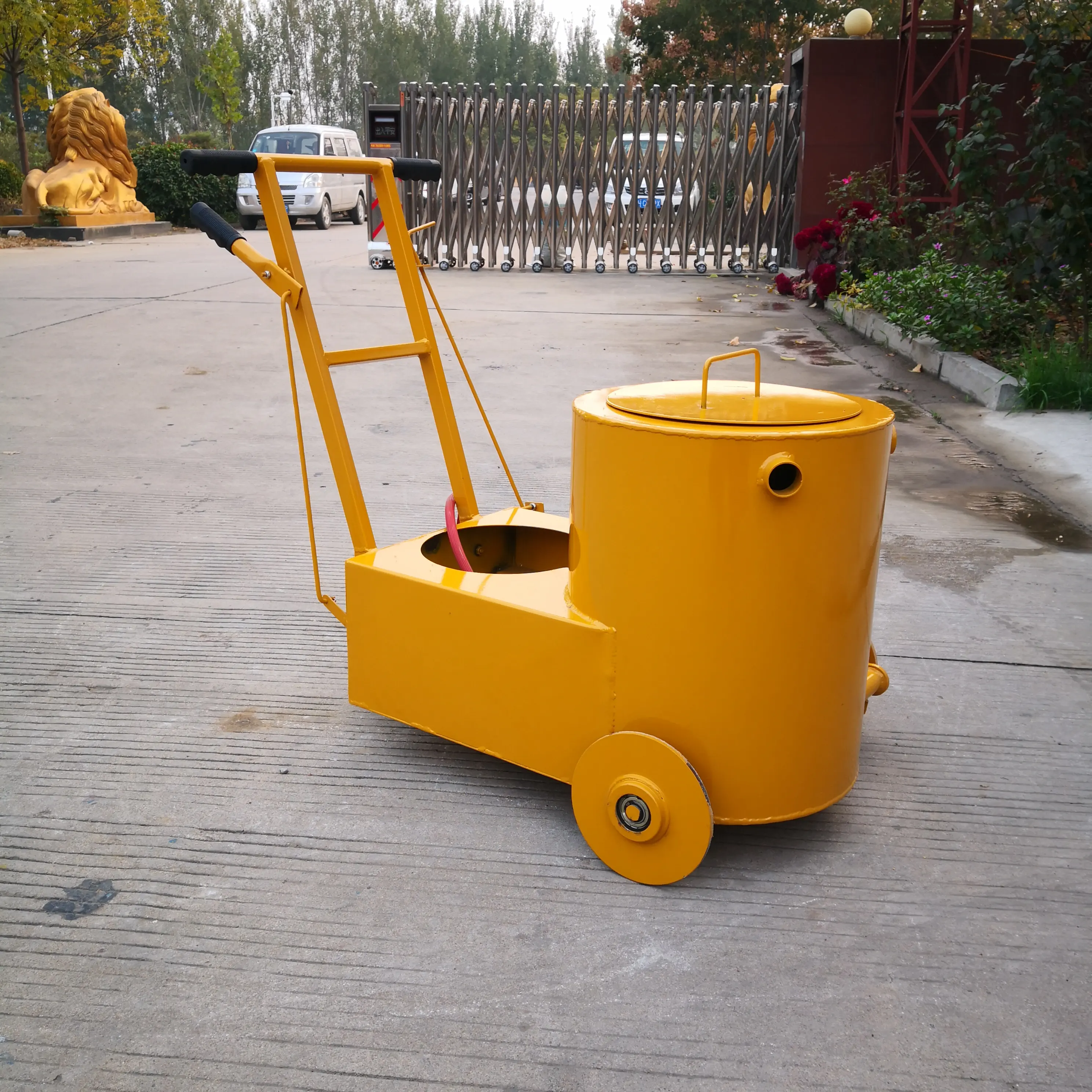 מכונת ריסוס אספלט אמולסיה 20l 60l 100l 200l 200l mixer כביש-רולר מילוי סדק