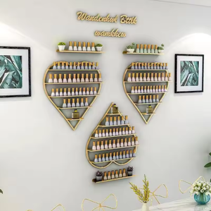 Présentoir mural de luxe doré sur mesure en métal moderne pour vernis à ongles, idéal pour les salons de manucure et supermarchés - Product Image 5