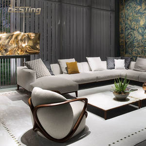 كرسي بذراعين بتصميم Wabi-sabi إيطالي عصري لغرفة المعيشة، كرسي مميز فاخر باللون البيج من خشب الجوز والقماش - Product Image 3