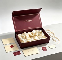 Boîte cadeau rigide magnétique avec logo personnalisé, doublure en satin, boîte en carton de qualité supérieure pour bijoux de mariage, cadeau haut de gamme, approvisionnement en gros
