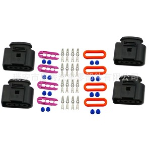 Conector Automotriz de Plástico Negro de 4 Pines para Volkswagen Audi, 1J0973724 Estándar Mo-161 - Product Image 1