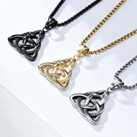 Perhiasan Gothic Lapis Emas 18k Baja Tahan Karat Celtic Triquetra Ouroboros Liontin Kalung Pria Rantai Viking Norse Grosir