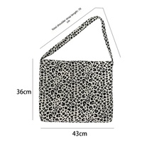 Tas Belanja Selempang Kapasitas Besar Motif Leopard Wanita Bahan Kain Corduroy Kanvas dengan Resleting