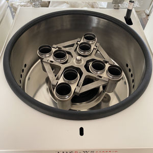 Centrifugeuse clinique à faible vitesse 6000 tr/min, grande capacité 4*500 ml, centrifugeuse de laboratoire TD6 - Product Image 4