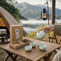 Service à thé en céramique émaillée pour cadeau de mariage chinois, théière et quatre tasses avec boîte de transport en papier kraft pour les invités de la cérémonie