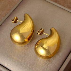 ต่างหูห้อยแฟชั่นหรูหราสำหรับผู้หญิง ชุบทอง 18k บนสแตนเลส ขายส่ง - Product Image 3