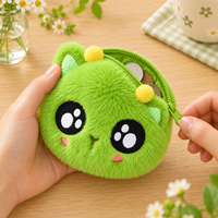 Porte-monnaie personnalisé sur mesure, mini pochette zippée en peluche avec motif extraterrestres de dessin animé pour pièces de monnaie, clés et écouteurs