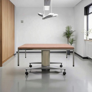 <span class=keywords><strong>Table</strong></span> d'examen médical moderne en acier inoxydable de qualité supérieure avec rembourrage en similicuir pour usage hospitalier et scolaire - Product Image 2
