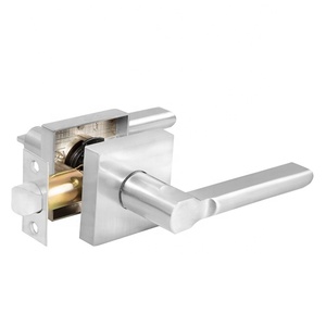 Poignée <span class=keywords><strong>de</strong></span> <span class=keywords><strong>porte</strong></span> à levier <span class=keywords><strong>de</strong></span> confidentialité/passage avec serrure et clé, ensemble <span class=keywords><strong>de</strong></span> poignées carrées fines [pour <span class=keywords><strong>porte</strong></span> <span class=keywords><strong>d</strong></span>'<span class=keywords><strong>entrée</strong></span> ou <span class=keywords><strong>de</strong></span> bureau, réversible pour les côtés droit et gauche] - Product Image 1