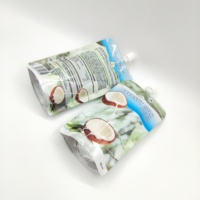 Sac en plastique de pochette à bec debout étanche et étanche avec impression de noix de coco personnalisée pour boissons lait et sushi emballage de qualité supérieure