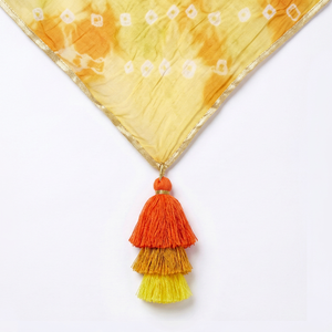 Collier pendentif bohème à pompons en tissu orange et jaune, accessoire décoratif pour la maison, style suspendu pour salon intérieur - Product Image 1