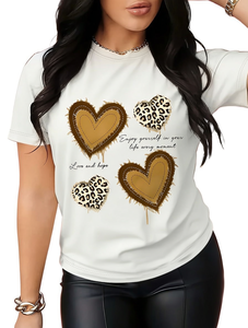 T-shirt da donna a maniche corte per San Valentino, girocollo, stampa cuore leopardato, casual, traspirante, in jersey 100% cotone - Product Image 1