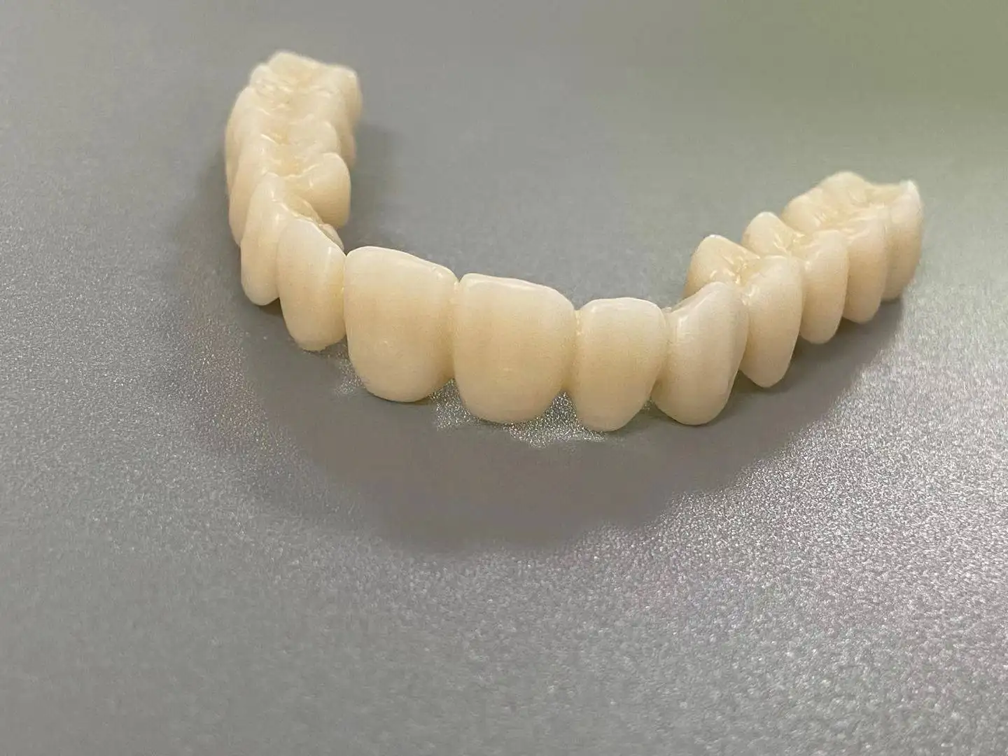 طباعة جديدة Yucera dental 4D pro متعدد الطبقات بالإضافة إلى الزركونيوم فارغ