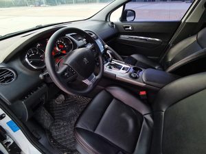 SUV d'Occasion Essence <span class=keywords><strong>Pas</strong></span> <span class=keywords><strong>Cher</strong></span> 2016 Dongfeng Peugeot <span class=keywords><strong>3008</strong></span> Cinq Places SUV d'Occasion Essence Version Manuelle Véhicule Énergie Nouvelle - Product Image 4