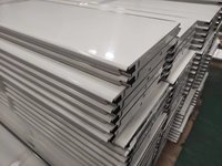 Panel de Techo Lineal de Aluminio Resistente al Viento con Perfil en S, Suspendido para Sala de Estar, Gasolinera, Centro Comercial, Gimnasio al Aire Libre, Ignífugo