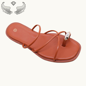 Fashion <b>Outdoor</b> Ankle-high Wholesale Lightweight <b>Outdoor</b> Women's Flat Sandals and <b>slippers</b> - Product Image 2