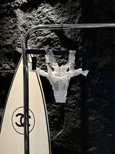 Tangas sexys europeas para mujer, de encaje de cintura baja, con diseño de colores vibrantes que inspiran dopamina, estilo seductor y fresco, que realzan la cadera. - Product Image 6