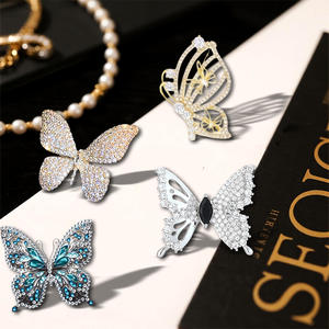 Pin logam kupu-kupu kustom bros berlian imitasi hewan Eropa kerah Lapel Enamel lencana merek mode perhiasan Aksesori hadiah liburan - Product Image 3