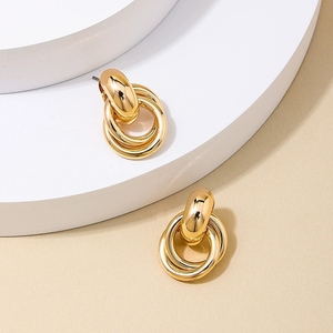 Pendientes <span class=keywords><strong>de</strong></span> Aro Colgantes <span class=keywords><strong>de</strong></span> Moda para Mujer 519, <span class=keywords><strong>Precio</strong></span> Bajo, Personalizados, Gran Venta, Joyería Geométrica Chapada en <span class=keywords><strong>Oro</strong></span> <span class=keywords><strong>de</strong></span> 18K para Mujeres y Chicas Coreanas - Product Image 1