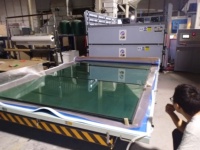 Four de stratification en verre