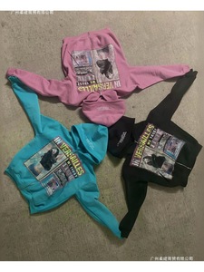 เสื้อฮู้ดโอเวอร์ไซส์ผ้าฝ้ายสีดำลายสีน้ำเงิน สไตล์สตรีท ท็อปอีโค่ กันน้ำ มีกระเป๋าหน้า - Product Image 6