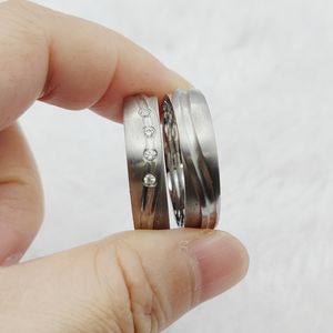 Matrimonio americano e <span class=keywords><strong>anelli</strong></span> di promessa di fidanzamento per coppie in acciaio inox senza ruggine senza dissolvenza signore e <span class=keywords><strong>signori</strong></span> adatti - Product Image 1