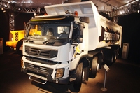 Camion à benne basculante lourd de marque nouveau ou d'occasion 8X4 420 hcamion à benne basculante à vendre