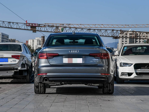 Voiture d'<span class=keywords><strong>occasion</strong></span> haut de gamme <span class=keywords><strong>Audi</strong></span> A4L 2018, marque de luxe, turbocompressée, <span class=keywords><strong>prix</strong></span> abordable avec options supplémentaires - Product Image 3