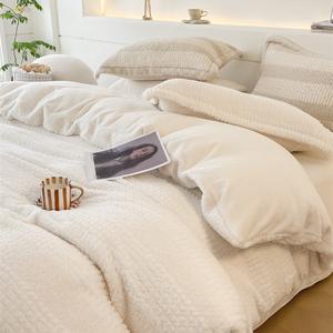 <span class=keywords><strong>Rabbit</strong></span> Velvet Bettlaken Set Einfarbiger Bett bezug im modernen Stil mit einfarbigem vierteiligem Bettwäsche set - Product Image 3