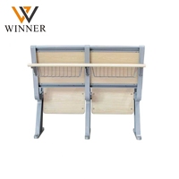 Chaise d'escalier pliante confortable à cadre en bois laminé à froid pour salle de classe de conception moderne