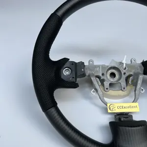 Volante cceccellente 100% in vera fibra di carbonio adatto per volante Subaru wrx sti 2008-2014 in fibra di carbonio con design nero