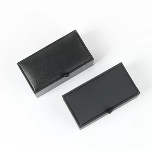 Mancuernillas Clásicas Negras Cuadradas de Dos Bandas para Hombre, Listas para Enviar, Caja Rectangular de Joyería, Estilo Simple para un Look Elegante - Product Image 3
