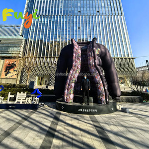 Modelo de Ropa Inflable Gigante Personalizado para Publicidad y Promoción - Product Image 5