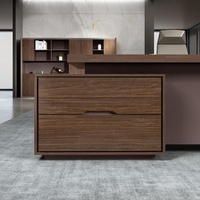 Bureau de direction moderne haut de gamme en forme de L pour PDG et directeurs - Marque Senrop - Mélamine - E1 - Bureau modulaire extensible de luxe